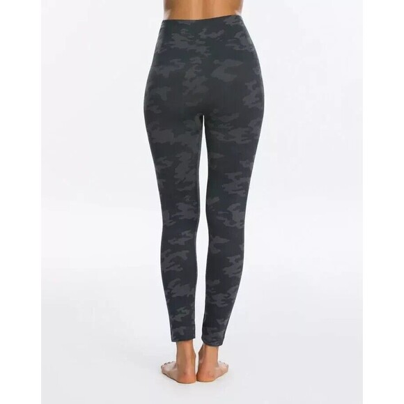 SPANX Black Camo Leggings NWT - Picture 6 of 10